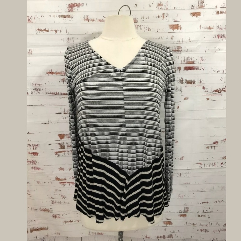 Alice Blue Stitch Fix Swing Top Contrasting Stripe